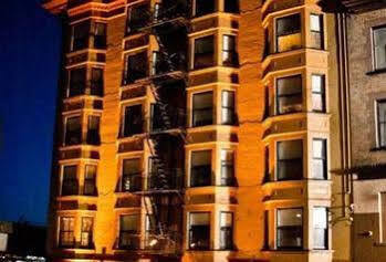 Hotel Arundel Mansions